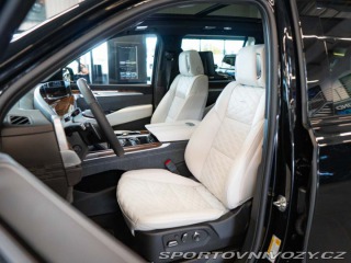 Ostatní značky Ostatní modely Cadillac Escalade 6.2 ESV Sport Platinum 20 2025