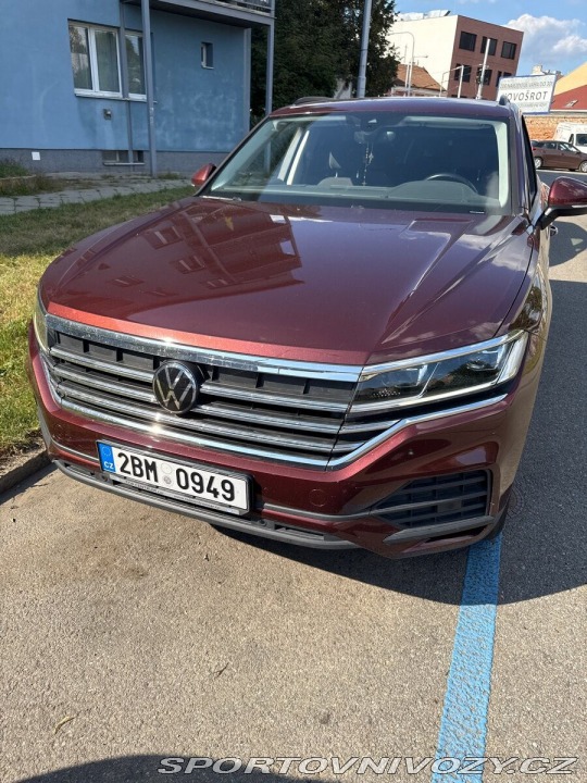Volkswagen Ostatní modely Touareg 3,0 1800