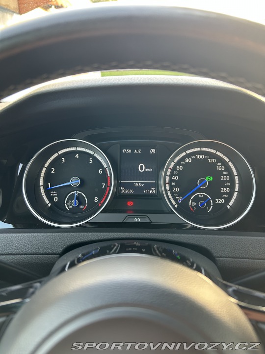 Volkswagen Golf R 2015