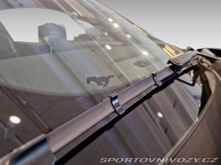 Ford Mustang 5.0 V8 453 k Dark Horse 2024