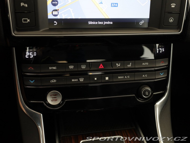 Jaguar XE 20d 2016