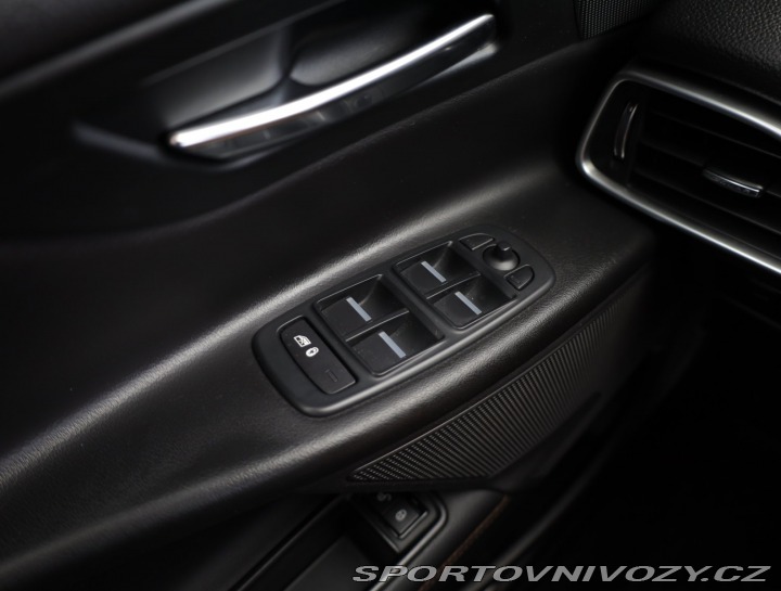 Jaguar XE 20d 2016