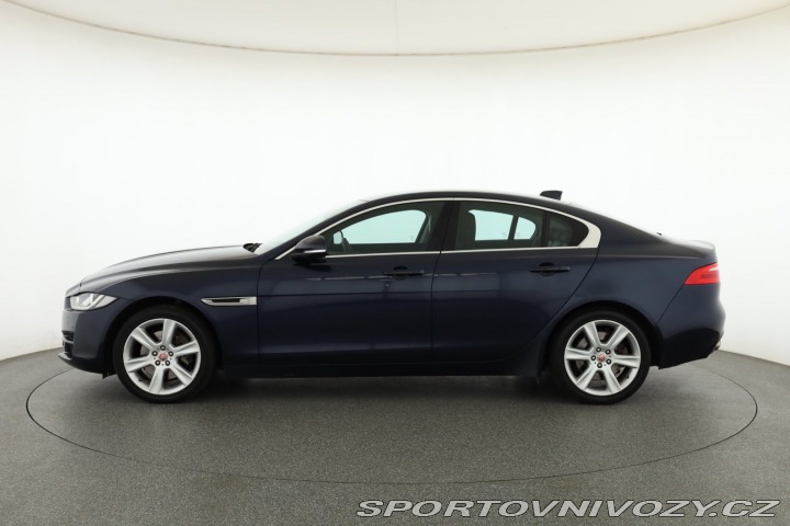 Jaguar XE 20d 2016