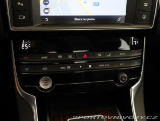 Jaguar XE 20d 2016