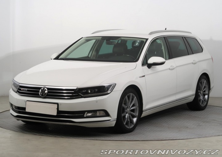 Volkswagen Ostatní modely Passat Highline 2.0 BiTDI 2015