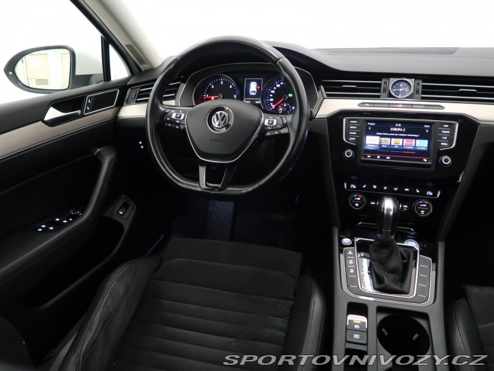 Volkswagen Ostatní modely Passat Highline 2.0 BiTDI 2015