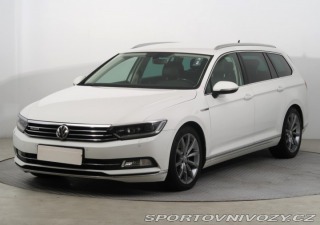 Volkswagen Ostatní modely Passat Highline 2.0 BiTDI 2015