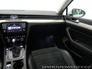 Volkswagen Ostatní modely Passat Highline 2.0 BiTDI 2015