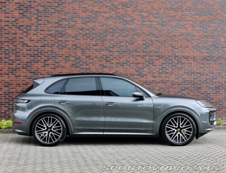 Porsche Cayenne 3.0 V6 eHybrid 346KW SPO 2024