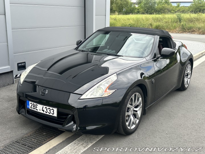 Nissan 370 Z CABRIO, 3.7 241 KW, Servi 2012