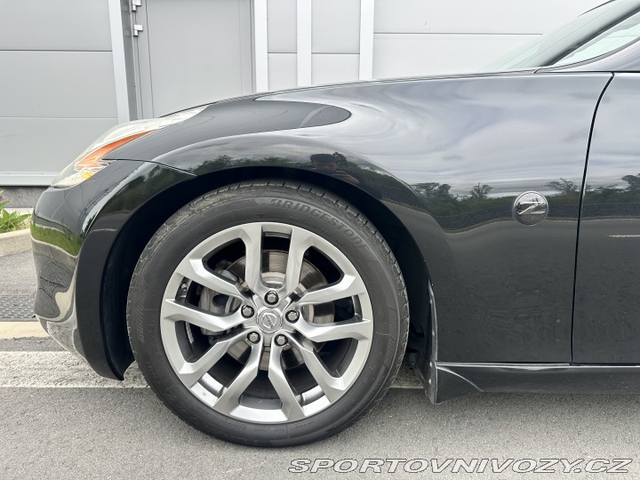 Nissan 370 Z CABRIO, 3.7 241 KW, Servi 2012