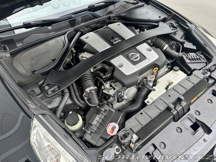 Nissan 370 Z CABRIO, 3.7 241 KW, Servi 2012