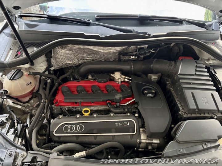 Audi RS Q3 2015