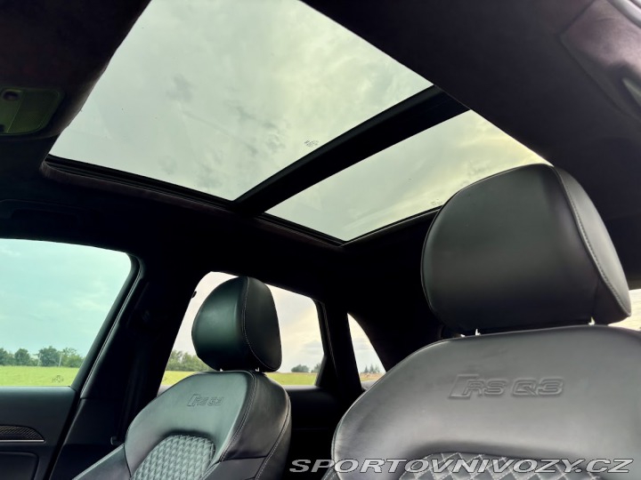 Audi RS Q3 2015