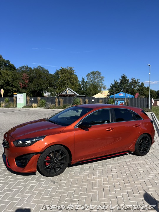 Kia Ceed GT Záruka, 2x sada kol 2022