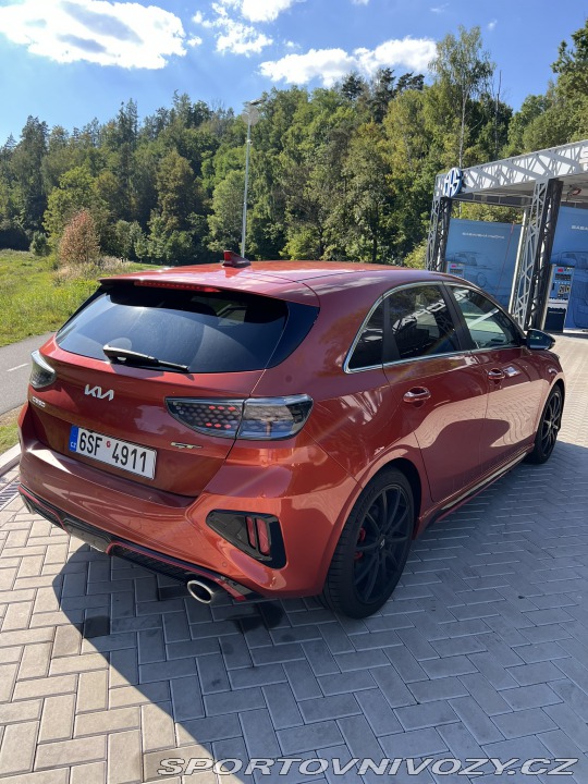 Kia Ceed GT Záruka, 2x sada kol 2022