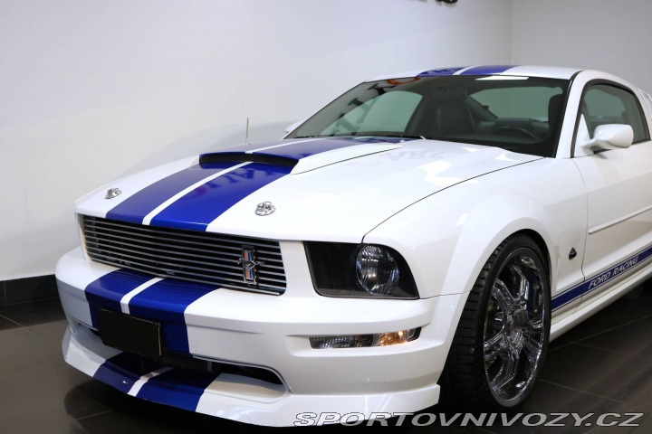 Ford Mustang GT 2005