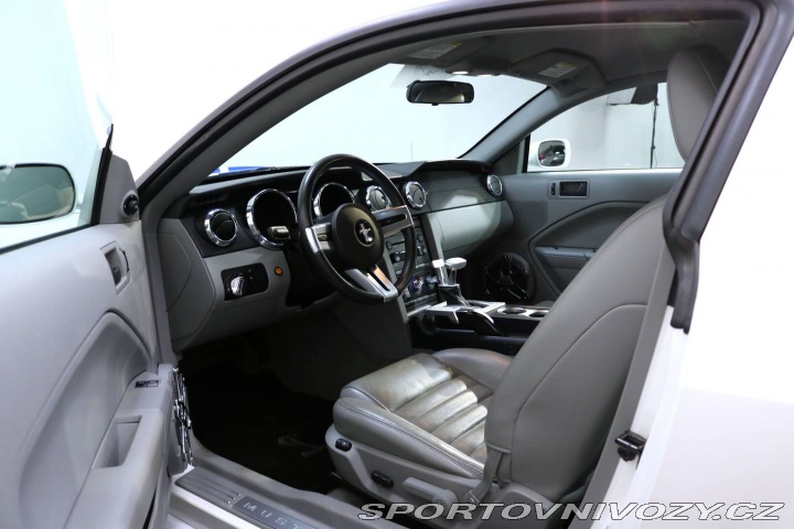 Ford Mustang GT 2005