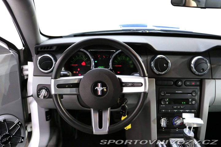 Ford Mustang GT 2005