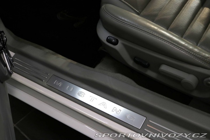 Ford Mustang GT 2005