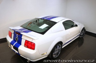 Ford Mustang GT 2005