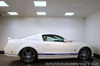 Ford Mustang GT 2005