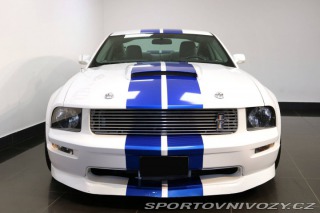 Ford Mustang GT 2005
