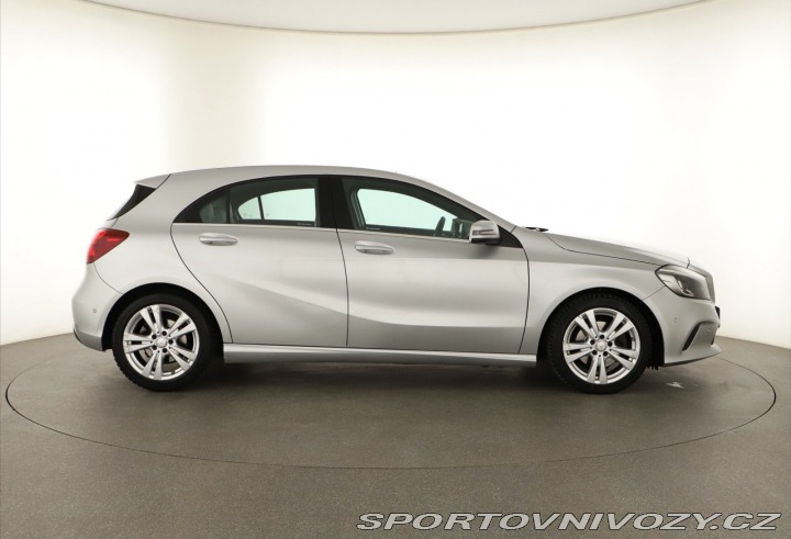 Mercedes-Benz A AMG Line A 200 d 2017