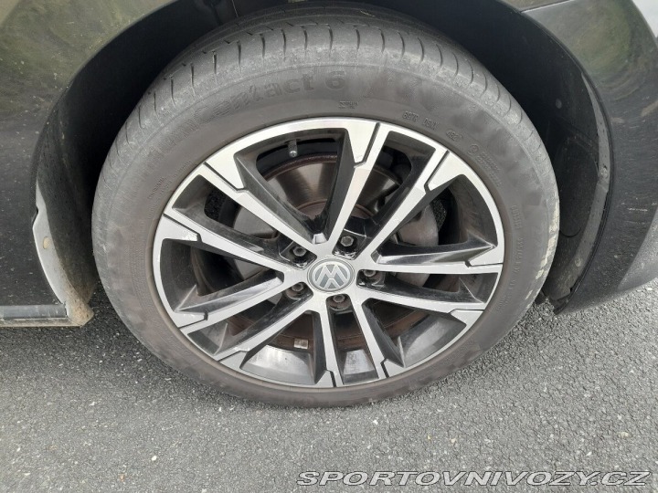 Volkswagen Golf 2,0 110kW,koupeno nové 2016