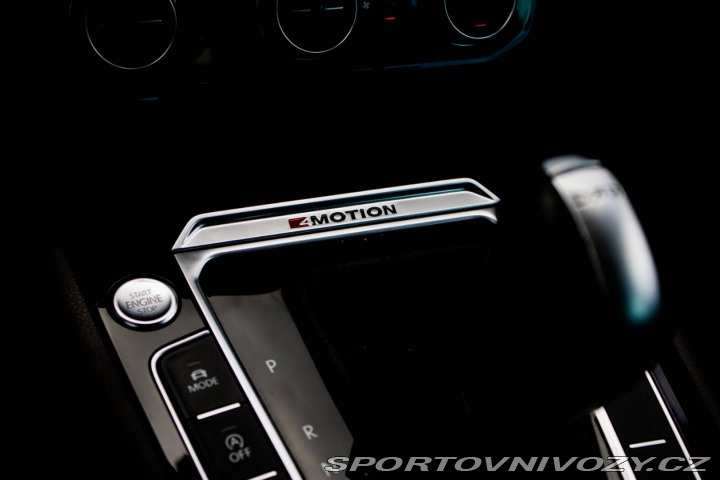 Volkswagen Ostatní modely Passat Variant Variant 2.0 BiTDI 240k B 2016