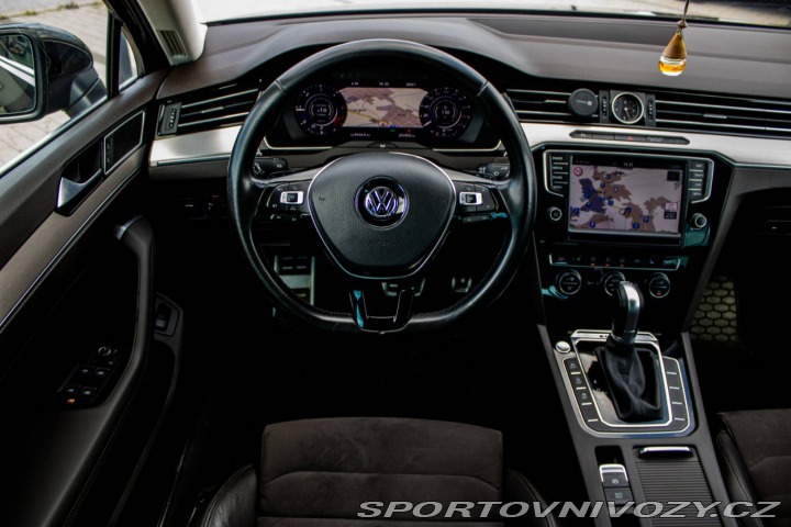 Volkswagen Ostatní modely Passat Variant Variant 2.0 BiTDI 240k B 2016