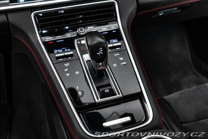 Porsche Panamera Nezávislé topení 1800