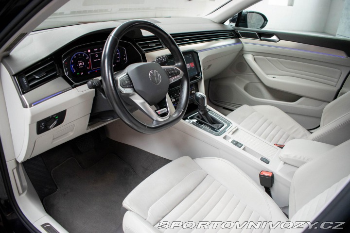 Volkswagen Ostatní modely Passat TSI 206kW 4M*REZERVACE 2021