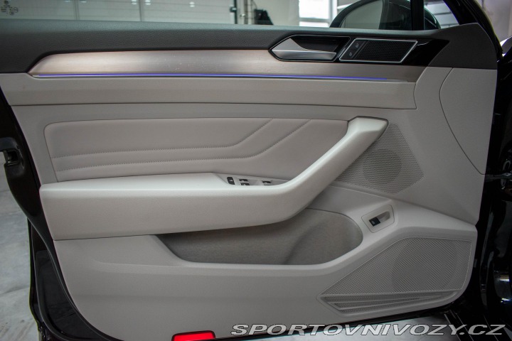 Volkswagen Ostatní modely Passat TSI 206kW 4M*REZERVACE 2021