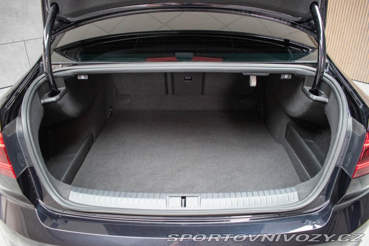 Volkswagen Ostatní modely Passat TSI 206kW 4M*REZERVACE 2021