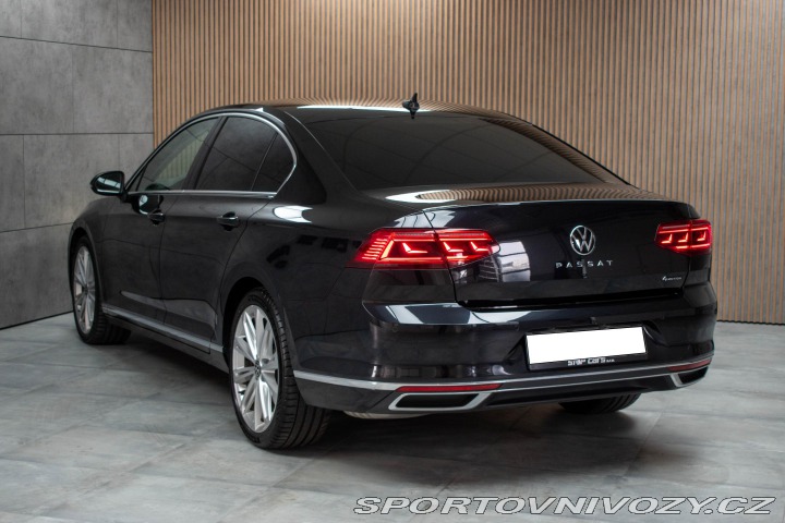 Volkswagen Ostatní modely Passat TSI 206kW 4M*VIRTUAL*DPH* 2021
