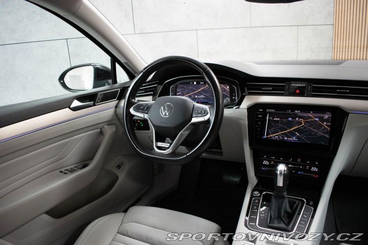 Volkswagen Ostatní modely Passat TSI 206kW 4M*REZERVACE 2021