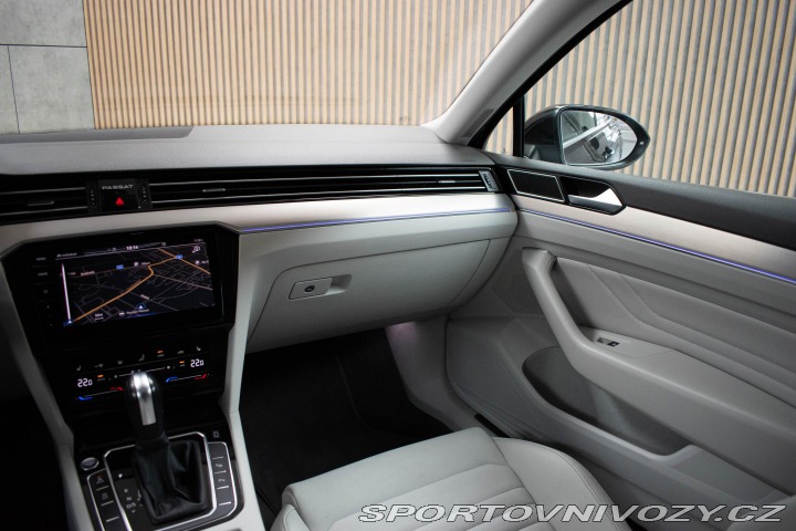 Volkswagen Ostatní modely Passat TSI 206kW 4M*REZERVACE 2021