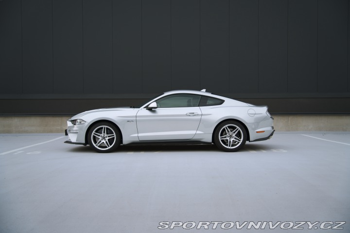 Ford Mustang 2021