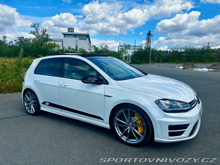 Volkswagen Golf MK 7 R 2015