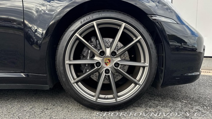 Porsche 911 Carrera 2020