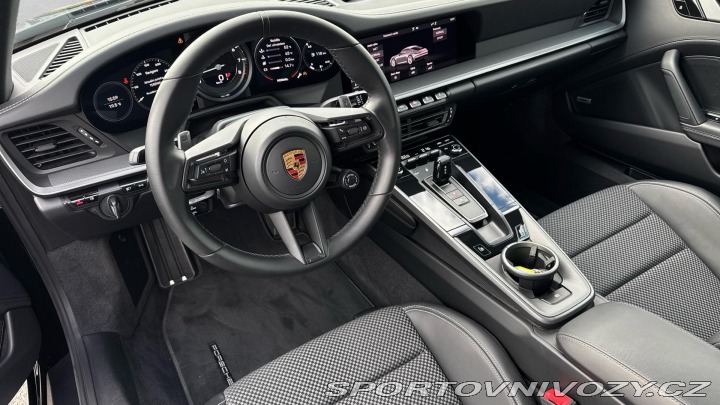 Porsche 911 Carrera 2020
