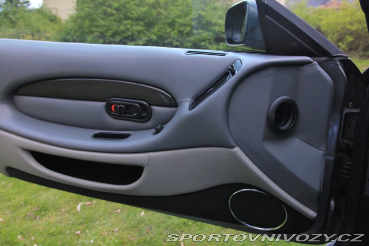 Aston Martin DB7 Vantage 2000
