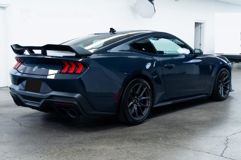 Ford Mustang Hennessey DARK HORSE 850H