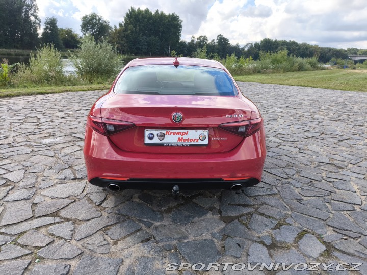 Alfa Romeo Giulia Super 2021