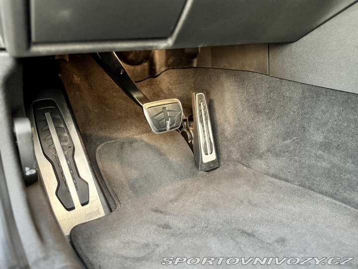 BMW 3 m340i xDrive, zár 3/2026 2021