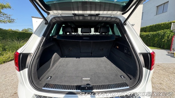 Volkswagen Ostatní modely Touareg 3,0   R-Line, V6 TDI193 k 2014