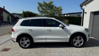 Volkswagen Ostatní modely Touareg 3,0   R-Line, V6 TDI193 k 2014