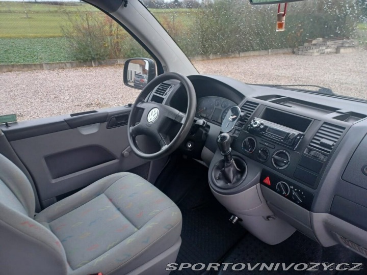 Volkswagen Ostatní modely Transporter 2,5   T5 LONG 4x4 2005