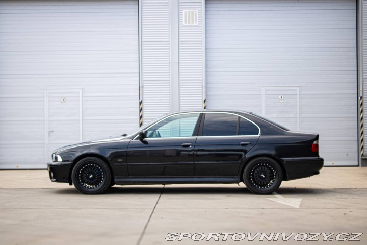 BMW M5 530d M/T, 142kW, M5, 5d. 2001